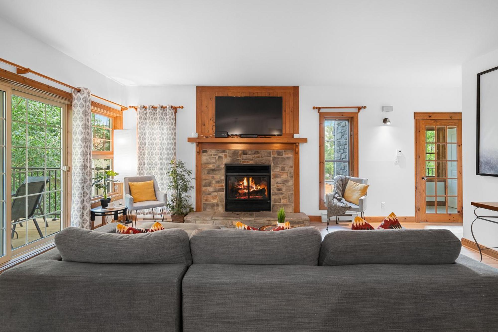 Les Falaises Tremblant - Ski Inout Condo W2Bdrs Мон-Трамблан Экстерьер фото